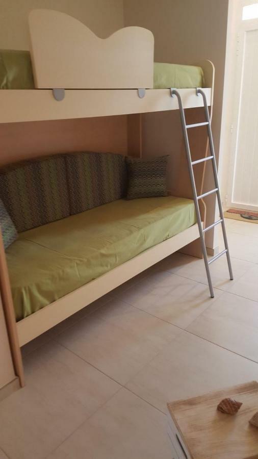 Linda Casa Vacanze Felline エクステリア 写真